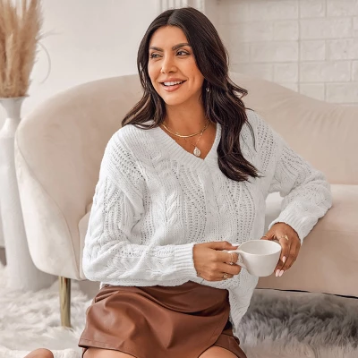 Women's Cable Knit V-Neck Sweater - Cupshe 4 Women's Cable Knit V-Neck Sweater - Cupshe - Image 2