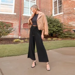 Women's Drawstring Waist Straight Leg Pants - Cupshe -Cupshe GUEST 1fa3f9aa a392 4933 a3a5 aea698b91894