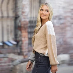 Women's Cooler Daze Colorblock V-Neck Sweater - Cupshe -Cupshe GUEST 35da77ec 8099 4728 bad3 ae2bd2addb26