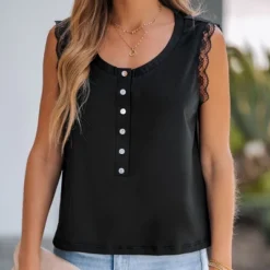 Women's Scalloped Lace Buttoned Top - Cupshe -Cupshe GUEST 54072736 f5e0 42e4 92aa 9f84773f1c14