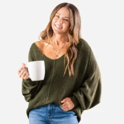 Women's Chunky Knit V-Neck Sweater - Cupshe -Cupshe GUEST 96aa13cf 7ee3 4d62 93a0 bde1905f2a20