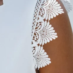 Women's Scalloped Contrast Lace V-Neck Top - Cupshe -Cupshe GUEST aa208e17 f750 4550 b9fe b445ad194564