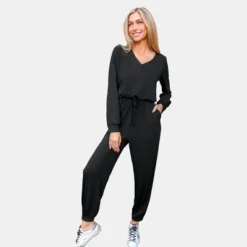 Women's Cutout V-Neck Jogger Jumpsuit - Cupshe -Cupshe GUEST abbd8684 f619 41f9 a2fe 1b2e550d0599