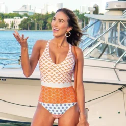 Women's Geo Print Scoop Neck One Piece Swimsuit - Cupshe -Red/White