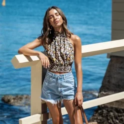 Women's Leaf Print Smocked Crop Top - Cupshe -Cupshe GUEST da468f42 b0cf 43dc 9428 95fcab1f38eb