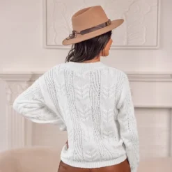 Women's Cable Knit V-Neck Sweater - Cupshe 10 Women's Cable Knit V-Neck Sweater - Cupshe -Cupshe GUEST f6f973e9 6adb 4075 806c 729534132c62